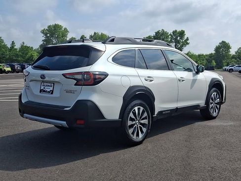Certified 2024 Subaru Outback Limited AWD/4WD image 7