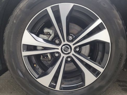 Used 2023 Nissan Sentra SV image 31