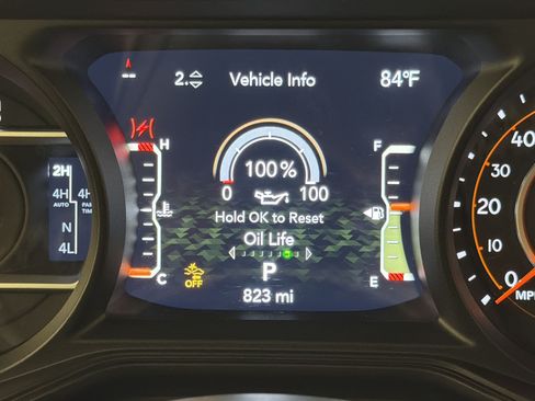 Used 2025 Jeep Gladiator Mojave AWD/4WD image 19
