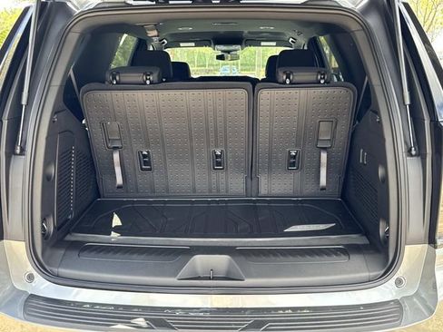 New 2026 Chevrolet Tahoe LS RWD image 9