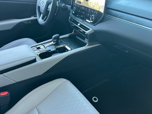 New 2026 Lexus RX 350 FWD image 13