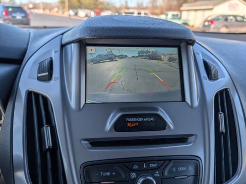 Used 2017 Ford Transit Connect XLT image 20