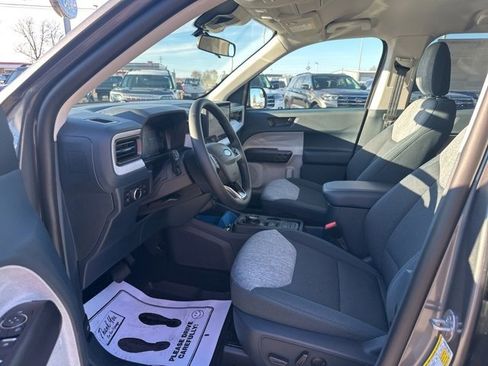 New 2025 Ford Maverick XLT w/ XLT Luxury Package image 30