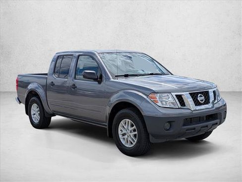Used 2019 Nissan Frontier SV AWD/4WD image 3
