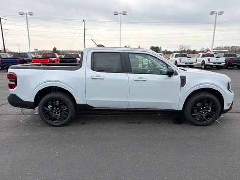 New 2026 Ford Maverick Lariat w/ Black Appearance Package image 6