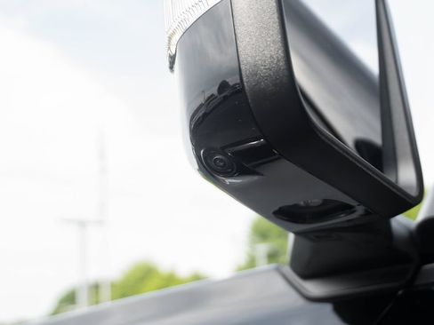 Used 2024 Ford Bronco Outer Banks AWD/4WD image 13