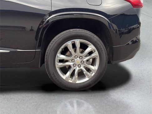 Used 2019 Chevrolet Traverse High Country AWD/4WD image 33
