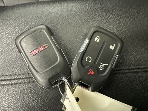 Certified 2020 GMC Terrain SLT w/ Preferred Package AWD/4WD image 33