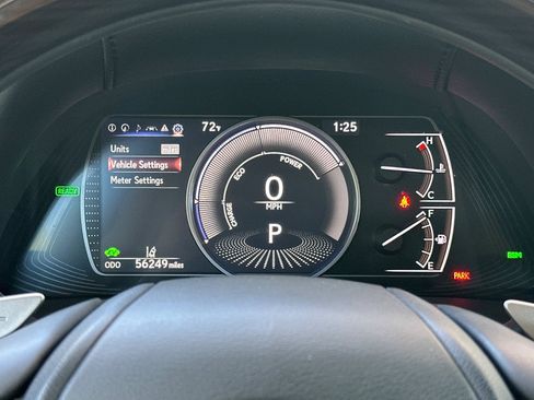 Used 2019 Lexus ES 300h w/ Accessory Package 2 FWD image 24