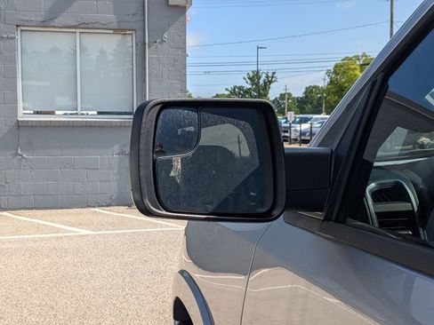 Used 2025 RAM 1500 Big Horn AWD/4WD image 29