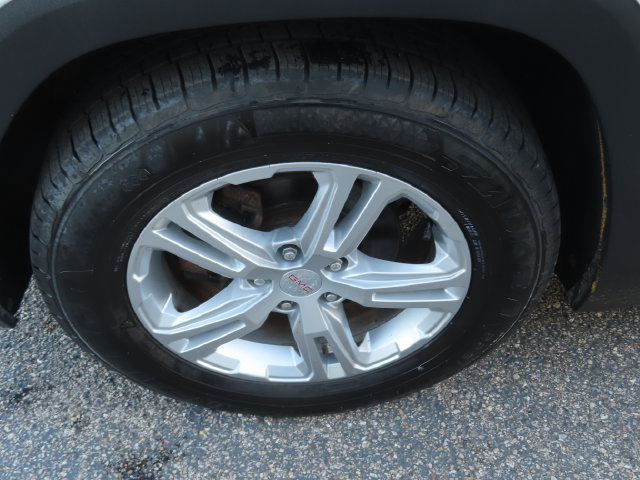 Used 2019 GMC Terrain SLE w/ Driver Convenience Package AWD/4WD image 15