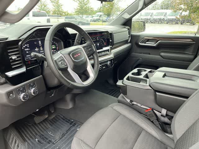 Used 2024 GMC Sierra 1500 Elevation AWD/4WD image 11