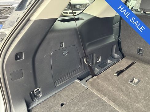 Used 2025 Ford Explorer Active AWD/4WD image 42