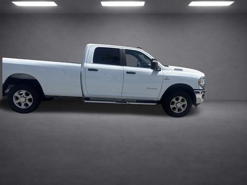 Used 2024 RAM 2500 Big Horn AWD/4WD image 14