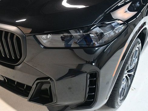 Used 2025 BMW X5 xDrive40i w/ Executive Package image 12