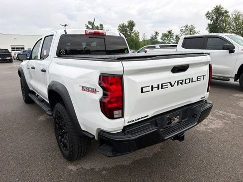 Used 2025 Chevrolet Colorado Trail Boss AWD/4WD image 6