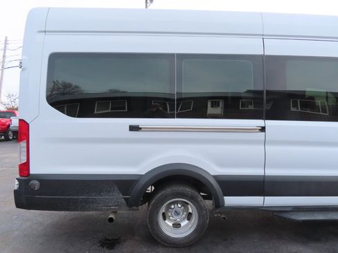 Used 2020 Ford Transit 350 XLT image 17