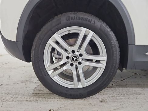 Used 2022 Mercedes-Benz GLA 250 4MATIC image 13