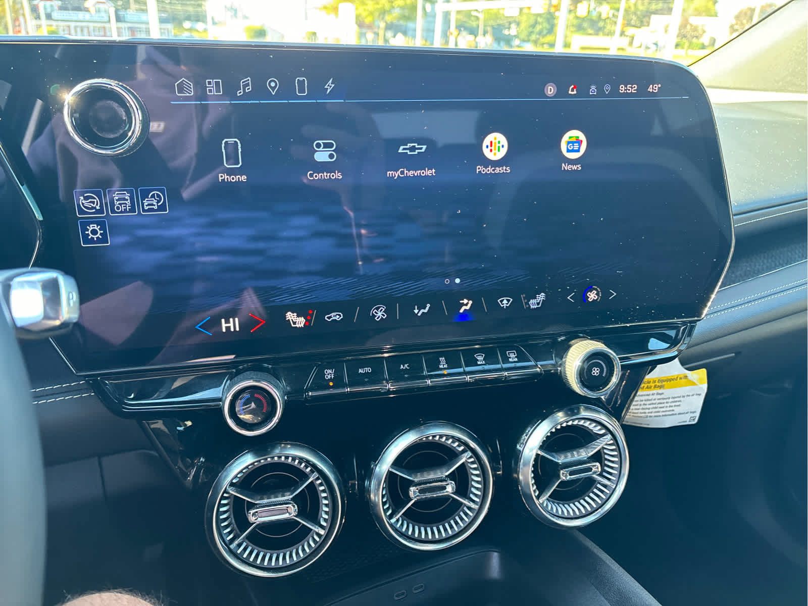 Certified 2024 Chevrolet Blazer EV LT AWD/4WD image 12