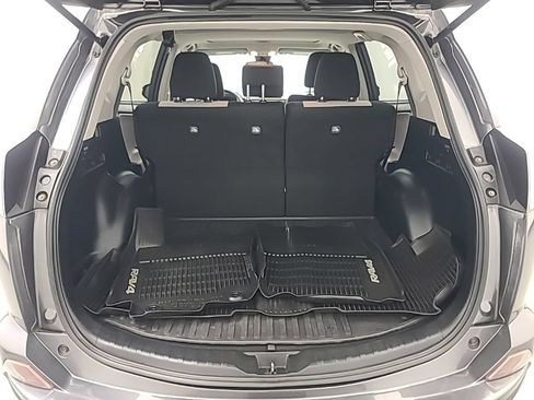 Used 2018 Toyota RAV4 XLE w/ Plus Extra Value Package FWD image 18