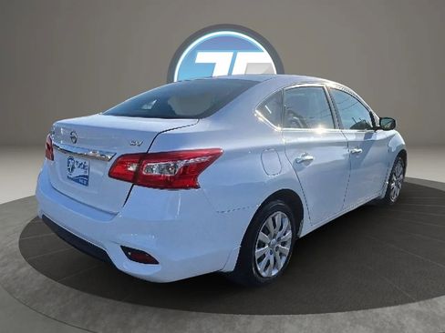 Used 2017 Nissan Sentra SV FWD image 6