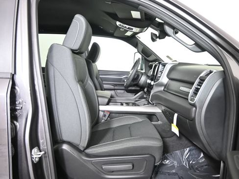 Used 2026 RAM 1500 Big Horn AWD/4WD image 14