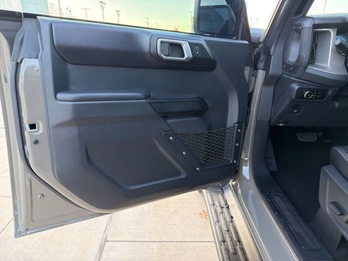 New 2025 Ford Bronco Outer Banks image 10