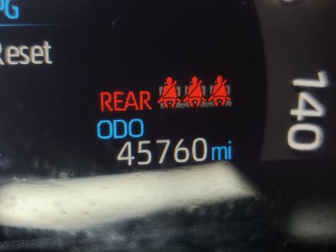 Used 2023 Toyota RAV4 SE w/ Weather & Moonroof Package image 25