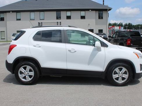 Used 2015 Chevrolet Trax LT w/ LT Plus Package FWD image 6