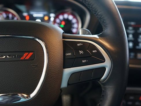 Used 2018 Dodge Challenger GT w/ Driver Convenience Group image 32