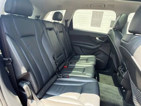 Used 2019 Audi Q7 3.0T Premium Plus AWD/4WD image 40