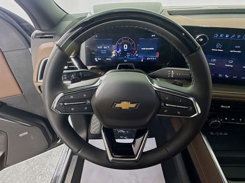 New 2026 Chevrolet Tahoe High Country AWD/4WD image 13