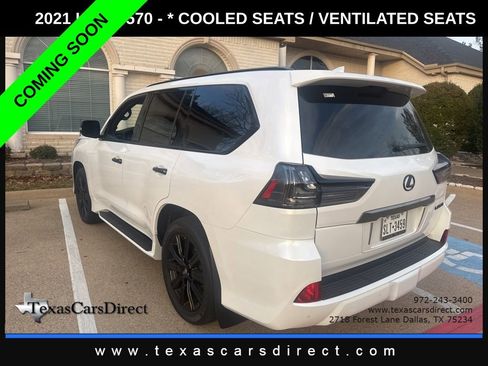 Used 2021 Lexus LX 570 4WD w/ 3rd Row & Luxury Pkg image 2
