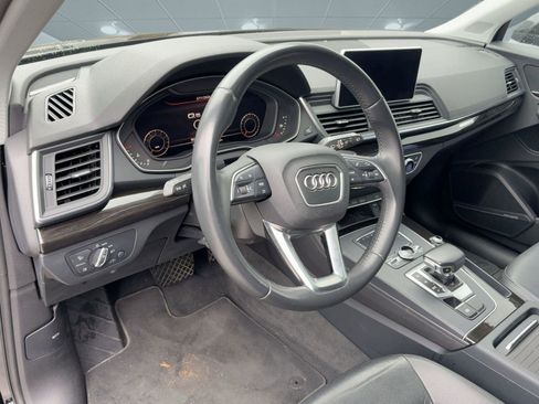 Used 2019 Audi Q5 2.0T Premium Plus w/ Premium Plus Package image 4