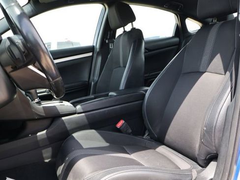 Used 2021 Honda Civic Sport image 9