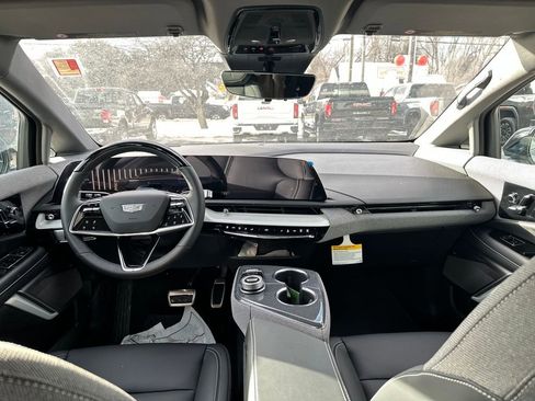 New 2026 Cadillac Optiq Sport 1 image 12