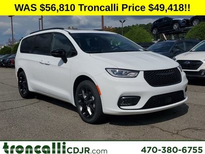 New 2026 Chrysler Pacifica Limited