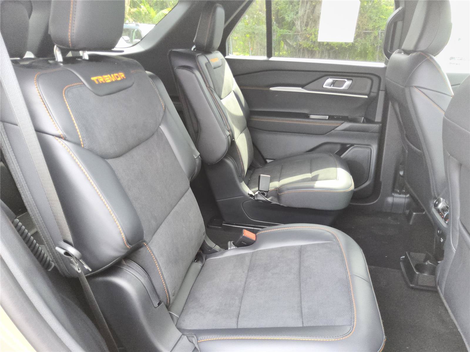 New 2027 Ford Explorer Tremor w/ Tremor Convenience Package AWD/4WD image 29