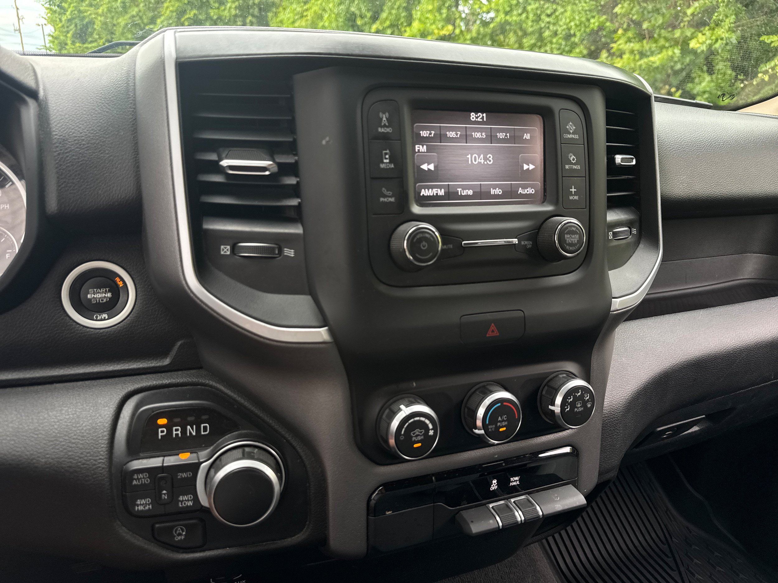 Used 2020 RAM 1500 Big Horn AWD/4WD image 15