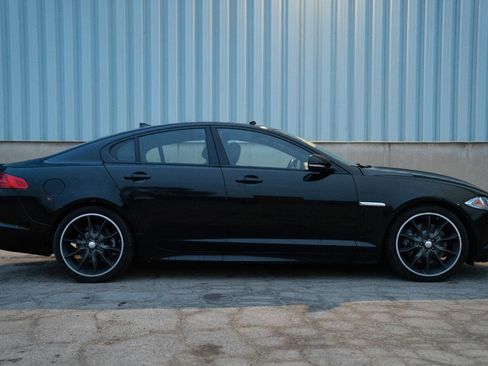 Used 2015 Jaguar XF Portfolio image 10