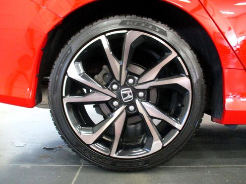 Used 2020 Honda Civic Sport image 25