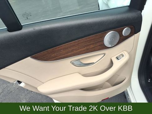 Used 2019 Mercedes-Benz C 300 4MATIC Sedan image 14