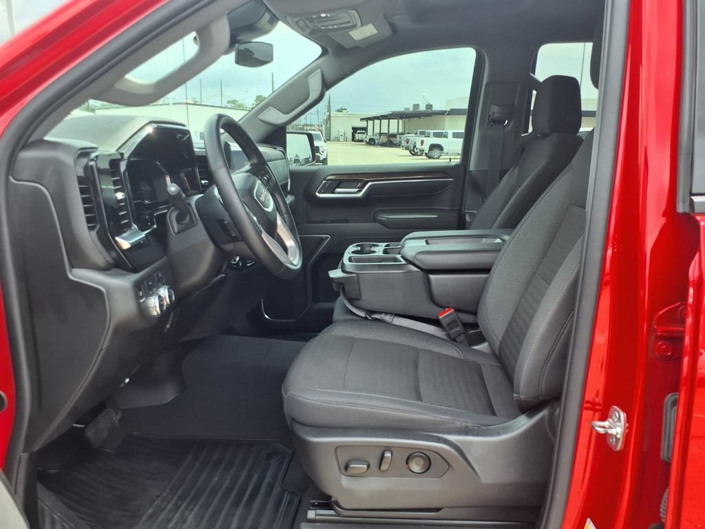 Certified 2025 GMC Sierra 1500 Elevation w/ Max Trailering Package AWD/4WD image 13