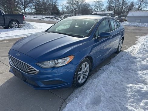 Used 2018 Ford Fusion S image 1