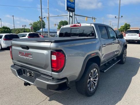Used 2024 GMC Canyon Denali AWD/4WD image 3