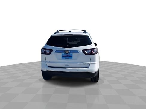 Used 2016 Chevrolet Traverse LT w/ Style and Technology Package image 7