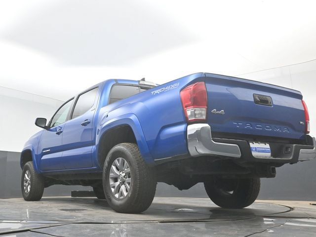 Used 2017 Toyota Tacoma SR5 w/ Tow Package AWD/4WD image 42