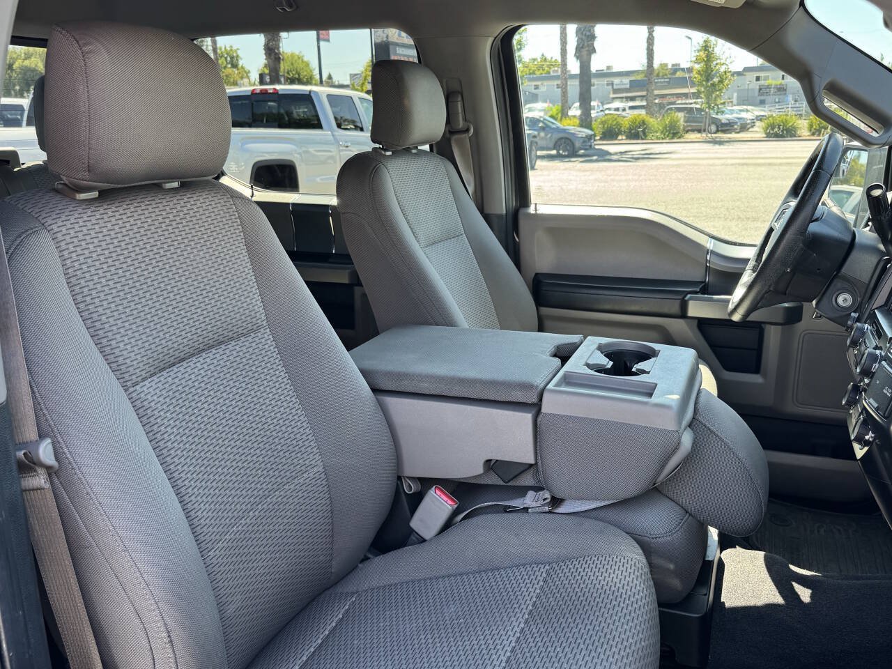 Used 2015 Ford F150 XLT w/ Equipment Group 302A Luxury RWD image 13