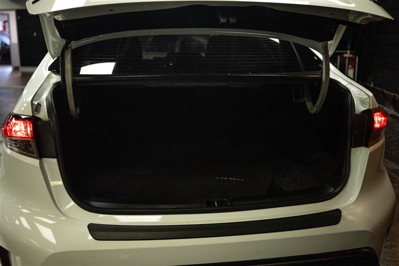 Used 2021 Toyota Corolla SE w/ Carpet Mat Package (TMS) FWD image 7