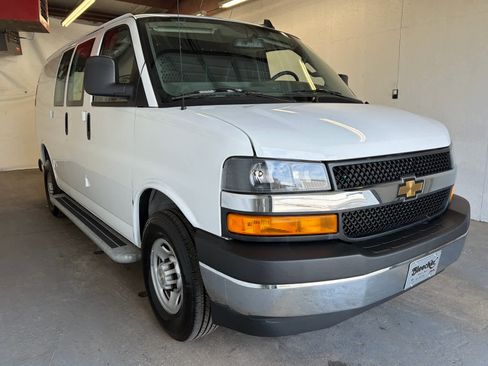 Used 2024 Chevrolet Express 2500 w/ Driver Convenience Package image 4